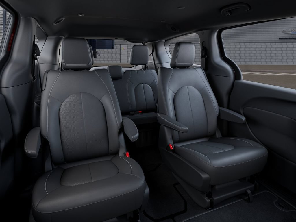 New 2027 Chrysler Pacifica Select AWD/4WD image 16