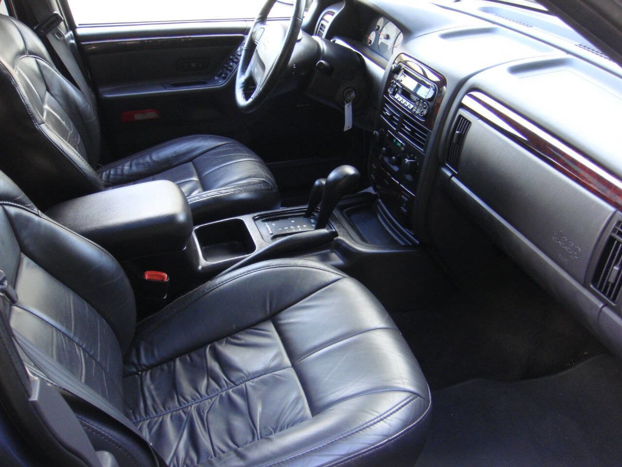 Used 2001 Jeep Grand Cherokee Limited image 14