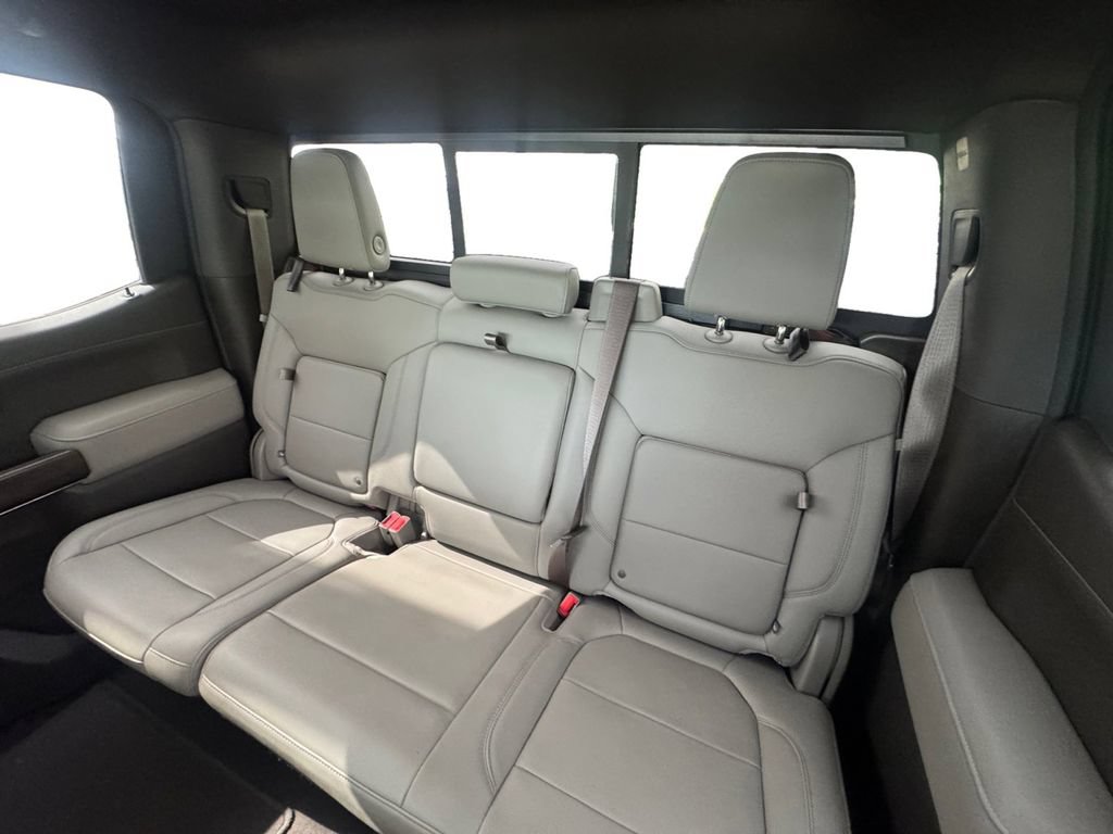 Used 2021 GMC Sierra 1500 SLT RWD image 15