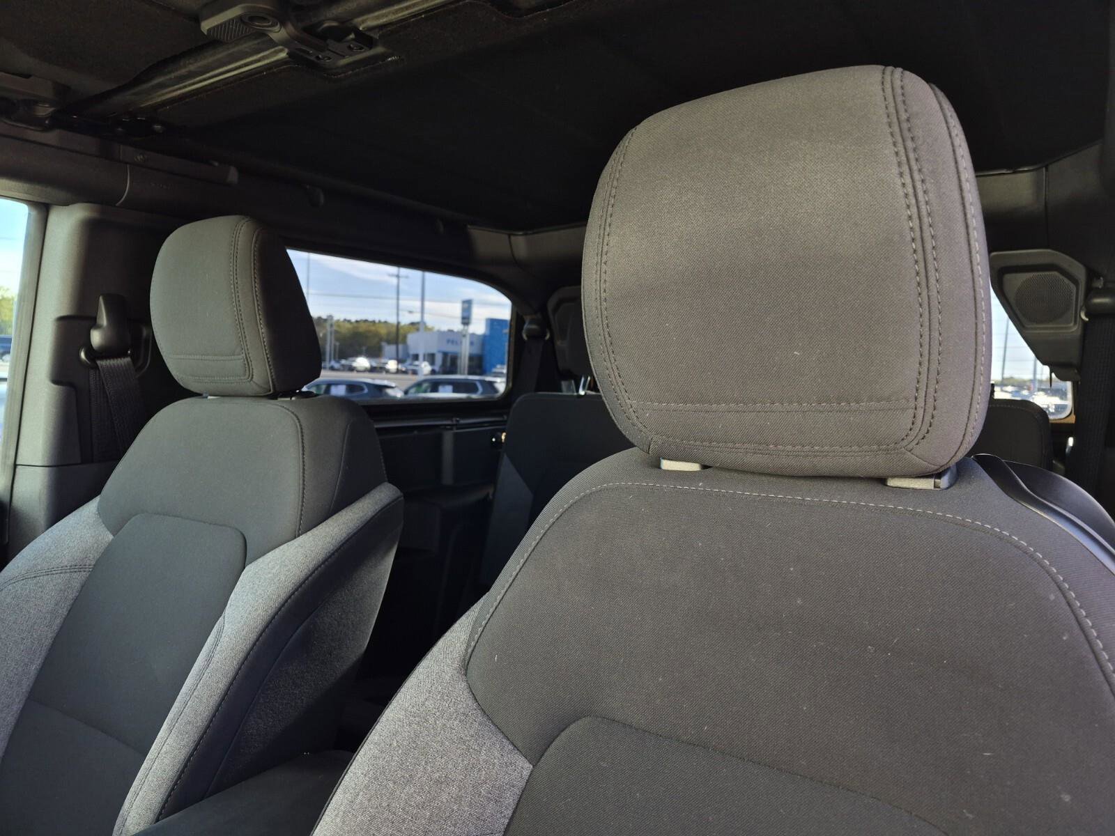 Used 2023 Ford Bronco 2-Door w/ Sasquatch Package image 26