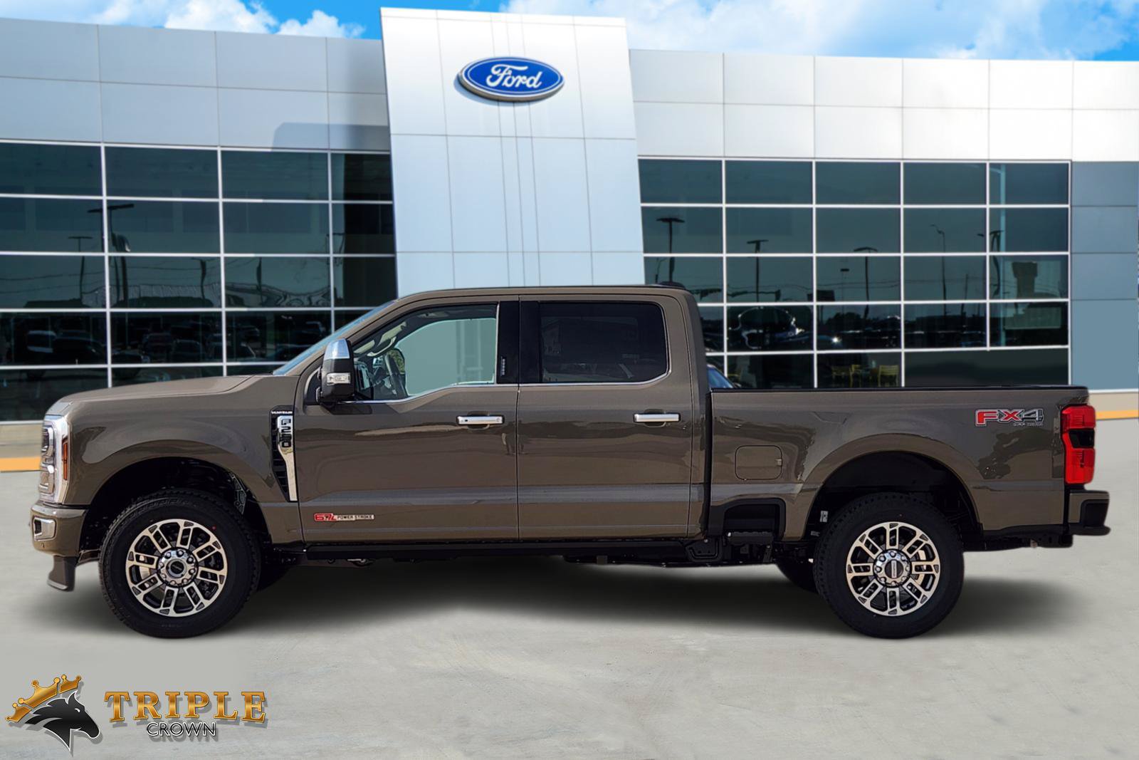 New 2027 Ford F250 Platinum w/ Platinum Plus Package AWD/4WD image 3