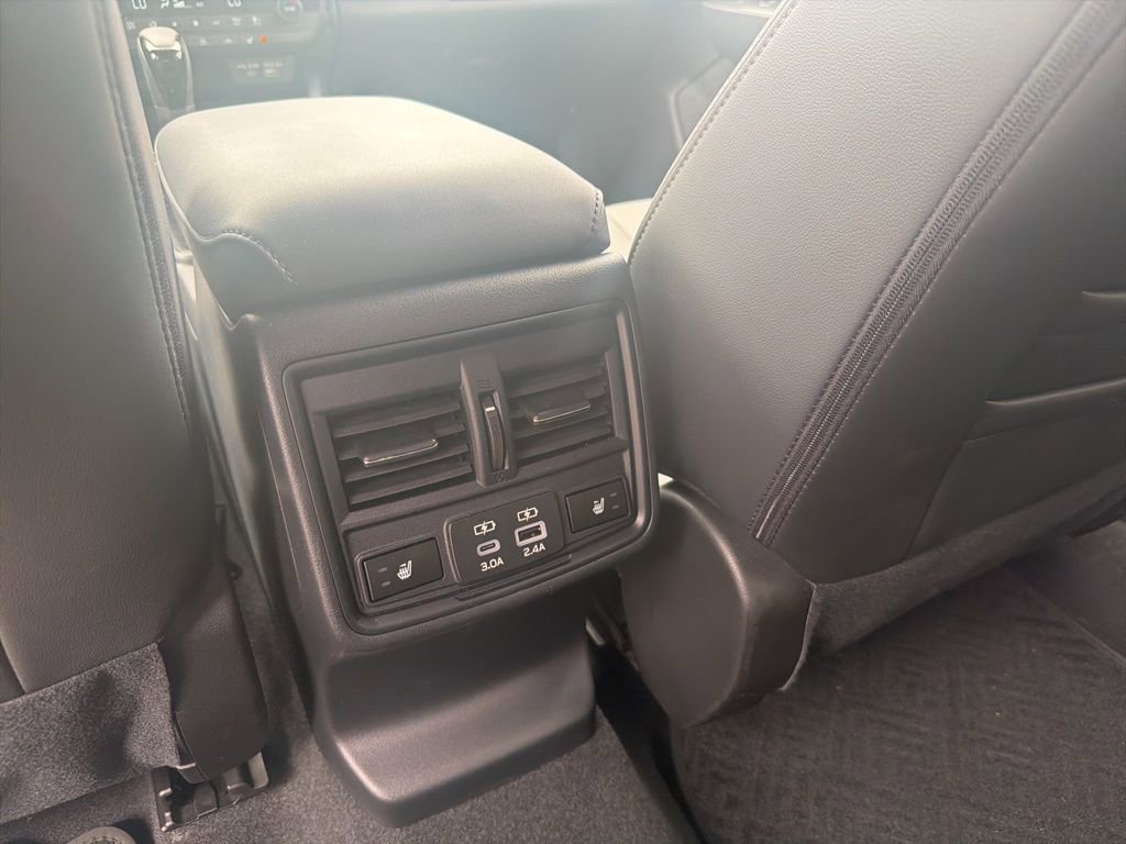 Used 2026 Subaru Outback Limited AWD/4WD image 11