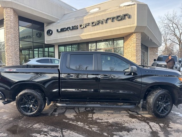 Used 2025 Chevrolet Silverado 1500 Custom w/ Turbomax Blackout Package image 2