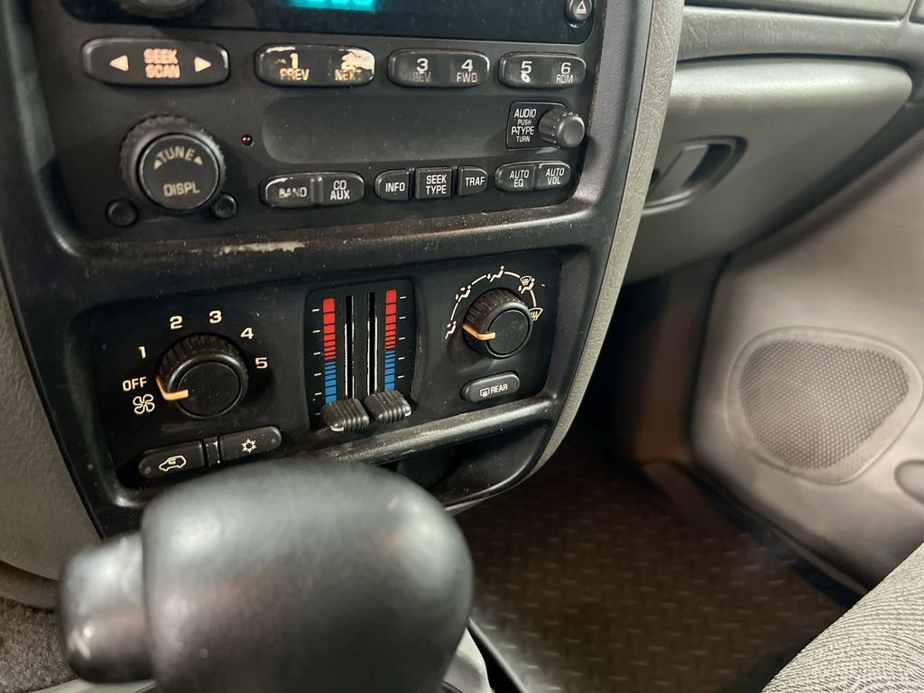 Used 2004 Chevrolet TrailBlazer LS w/ LS Preferred Equipment Group image 15