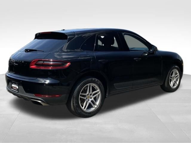 Used 2017 Porsche Macan AWD/4WD image 7