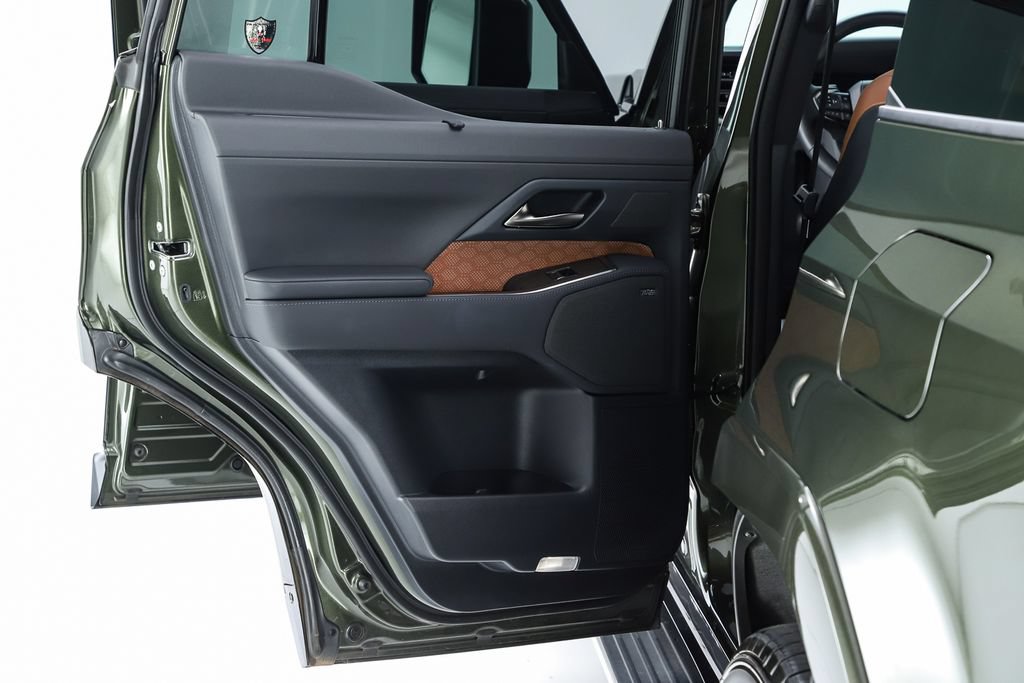 Used 2024 Lexus GX 550 w/ Accessory Package (Z1) AWD/4WD image 17