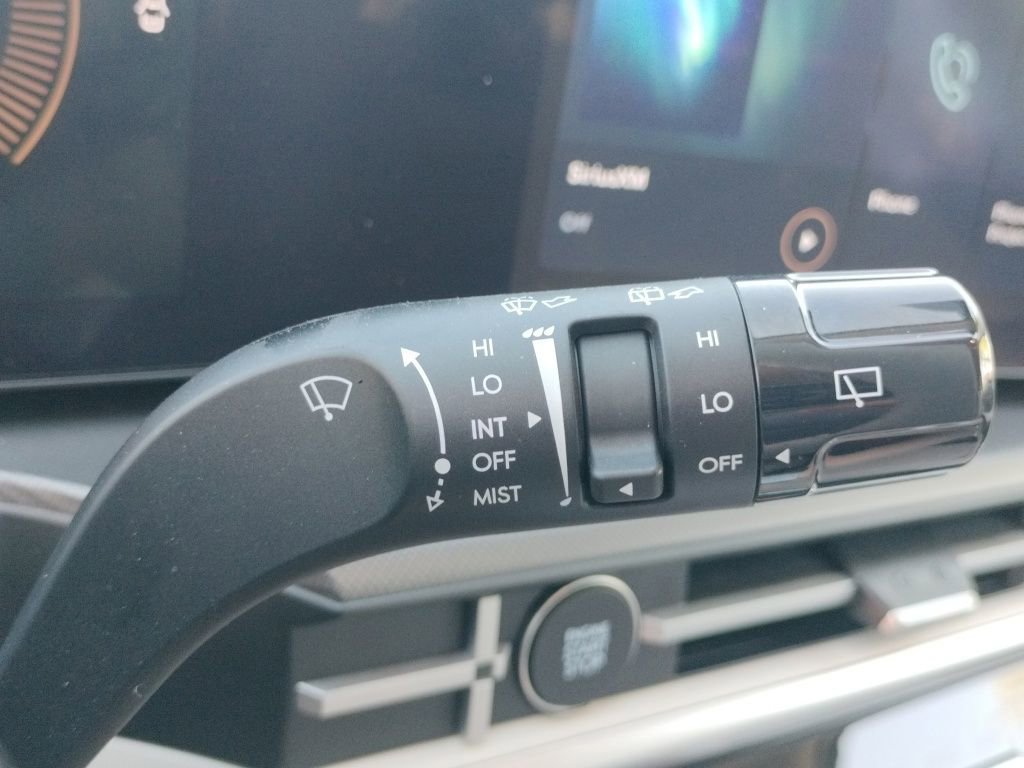 Used 2024 Hyundai Santa Fe SEL image 18