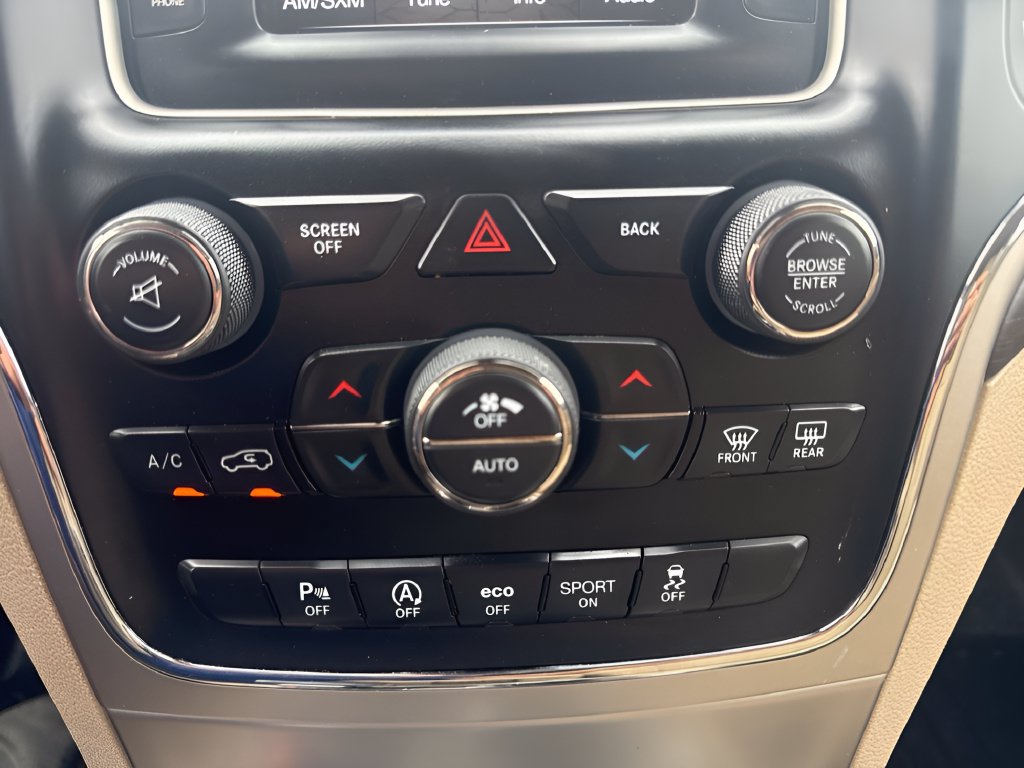 Used 2017 Jeep Grand Cherokee Laredo w/ Quick Order Package 23E AWD/4WD image 15