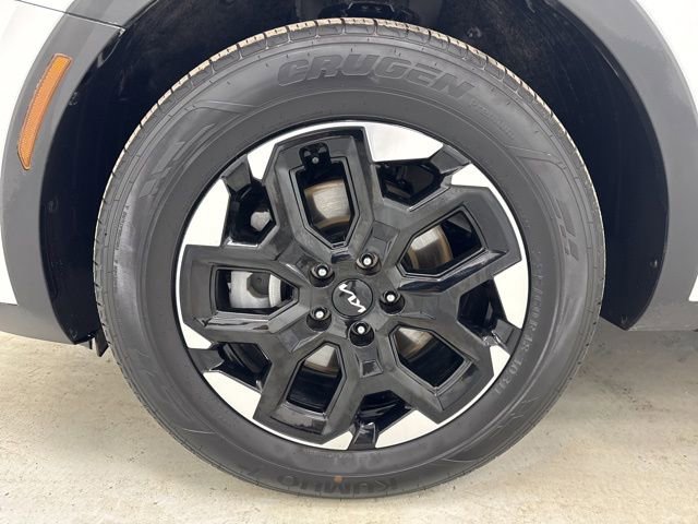 Used 2025 Kia Sorento S image 41