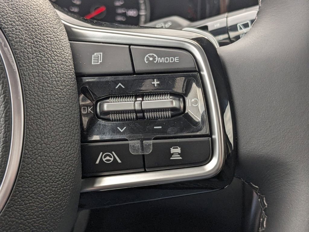 Used 2023 Kia Sorento EX image 31