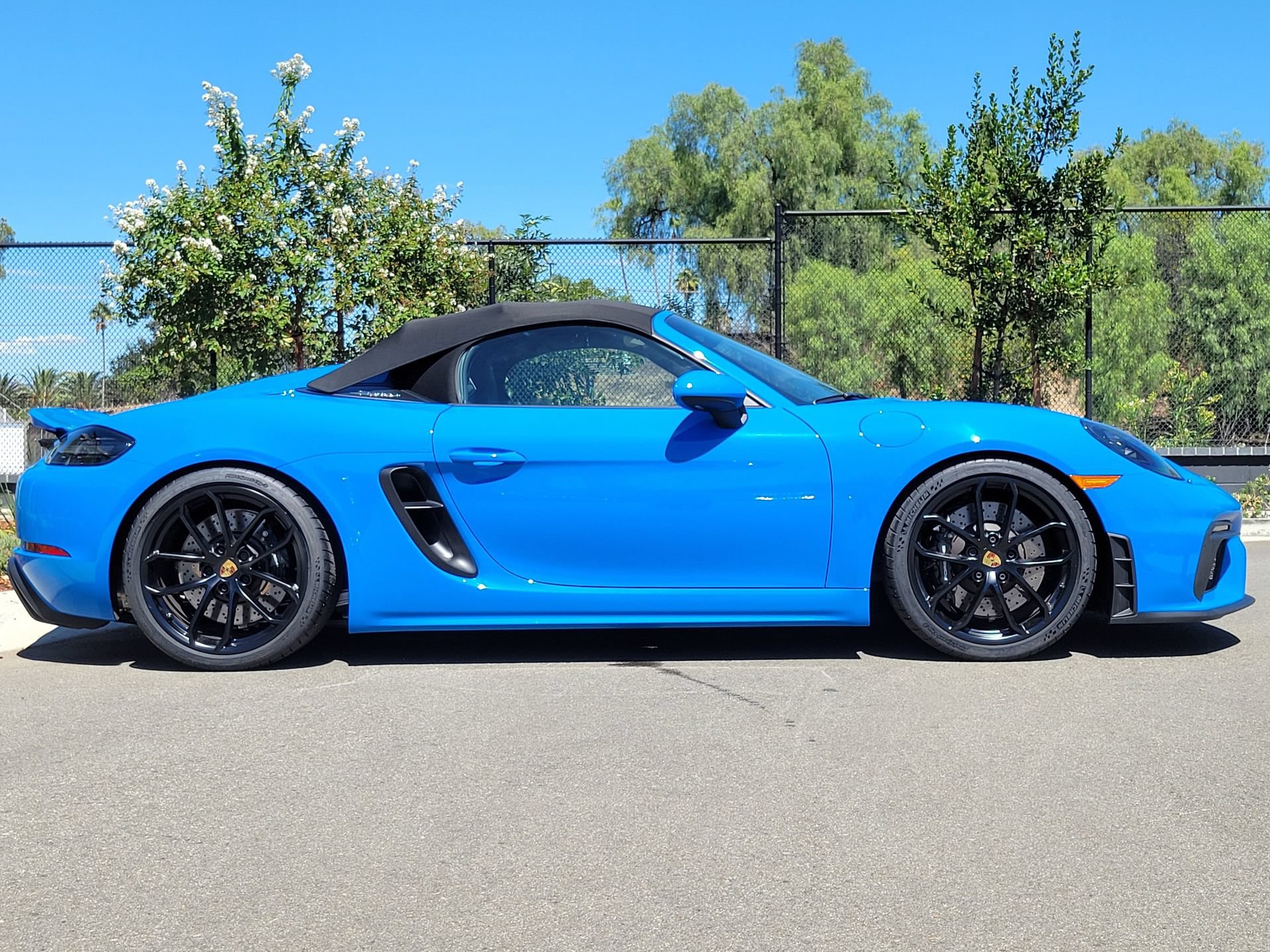 Certified 2023 Porsche 718 Boxster Spyder RWD image 8