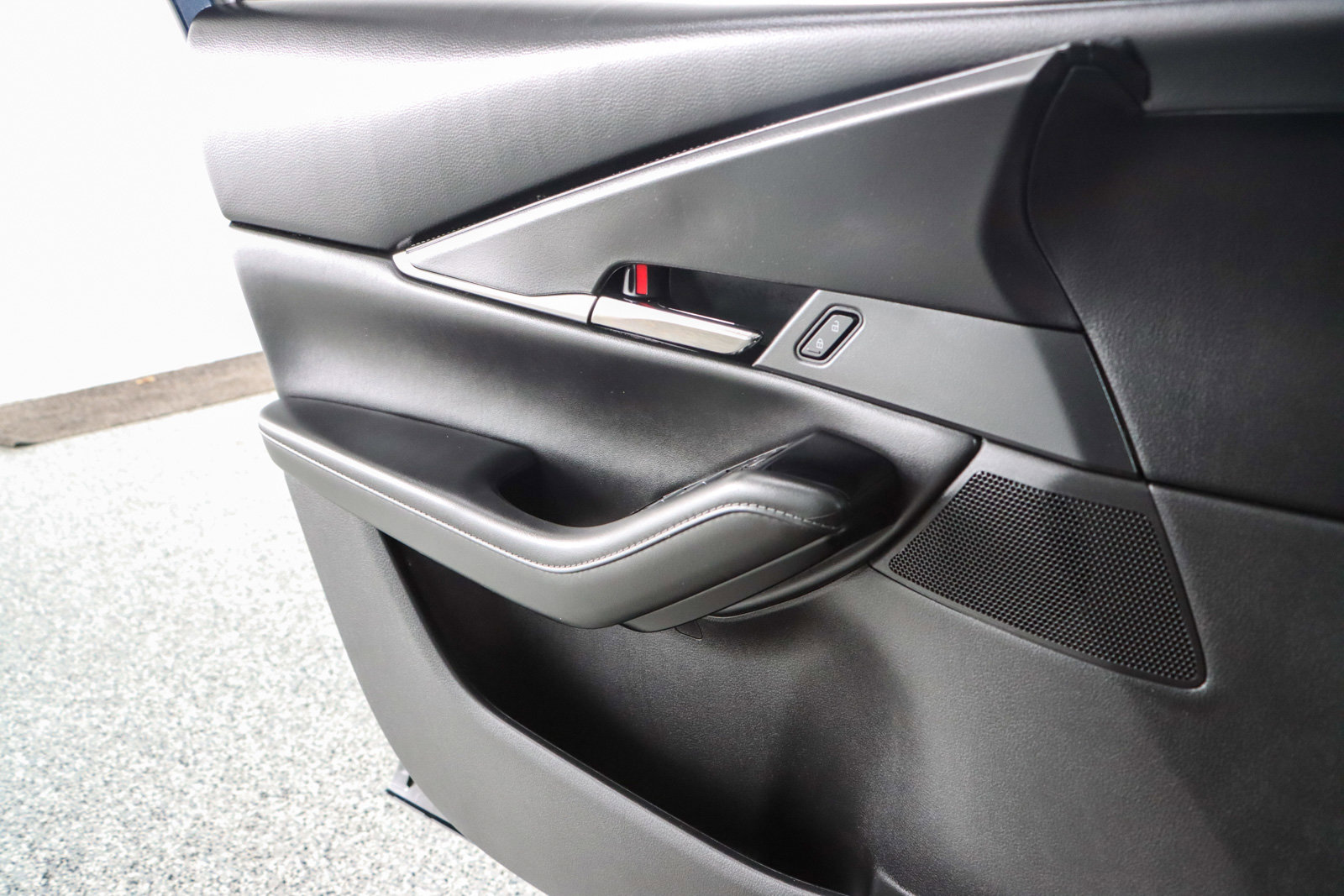 Used 2023 MAZDA CX-30 AWD image 21