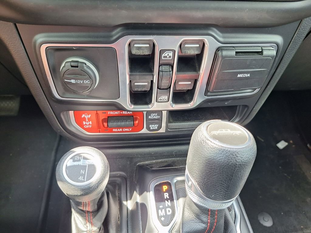 Used 2021 Jeep Gladiator Rubicon AWD/4WD image 17