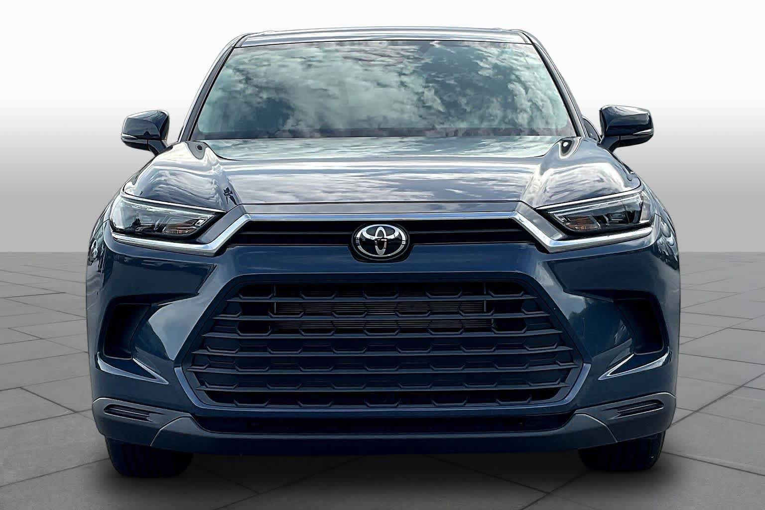 Used 2025 Toyota Grand Highlander AWD Hybrid image 4