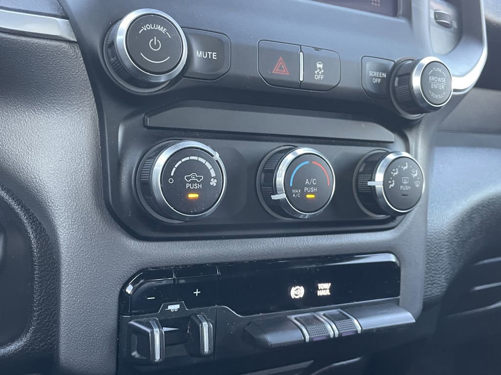 Used 2022 RAM 2500 Big Horn image 24