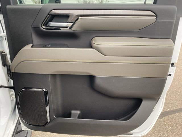 Used 2025 Chevrolet Silverado 2500 ZR2 w/ LPO, Dark Essentials Package AWD/4WD image 32