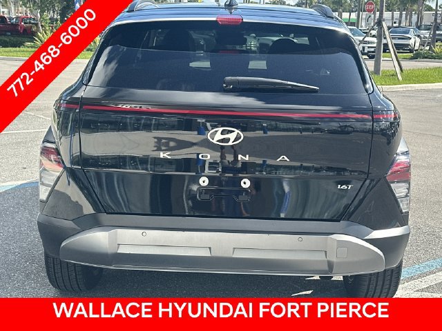 Used 2025 Hyundai Kona Limited FWD image 7