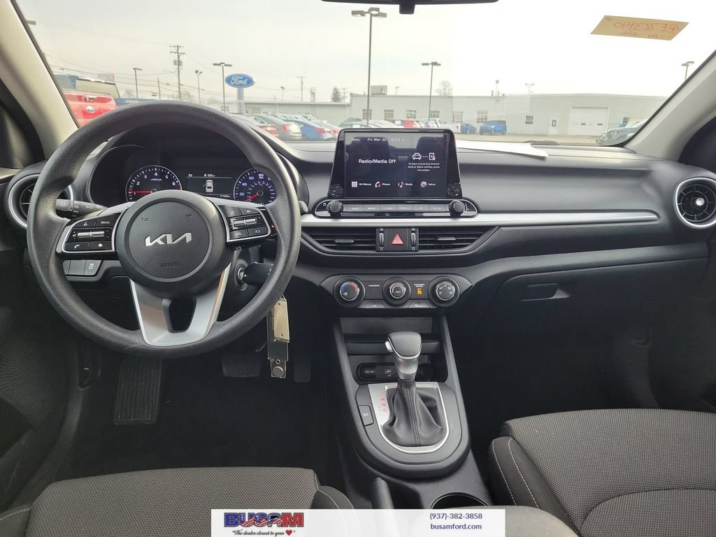 Used 2024 Kia Forte LXS FWD image 7