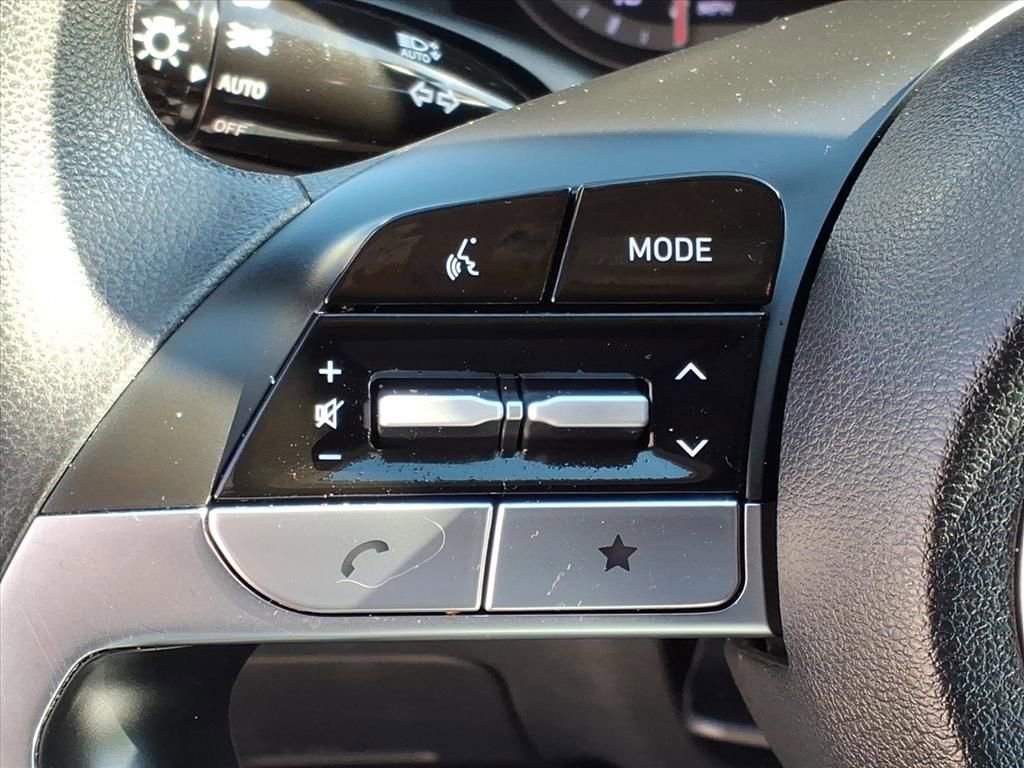 Used 2022 Hyundai Tucson SEL w/ Cargo Package image 22