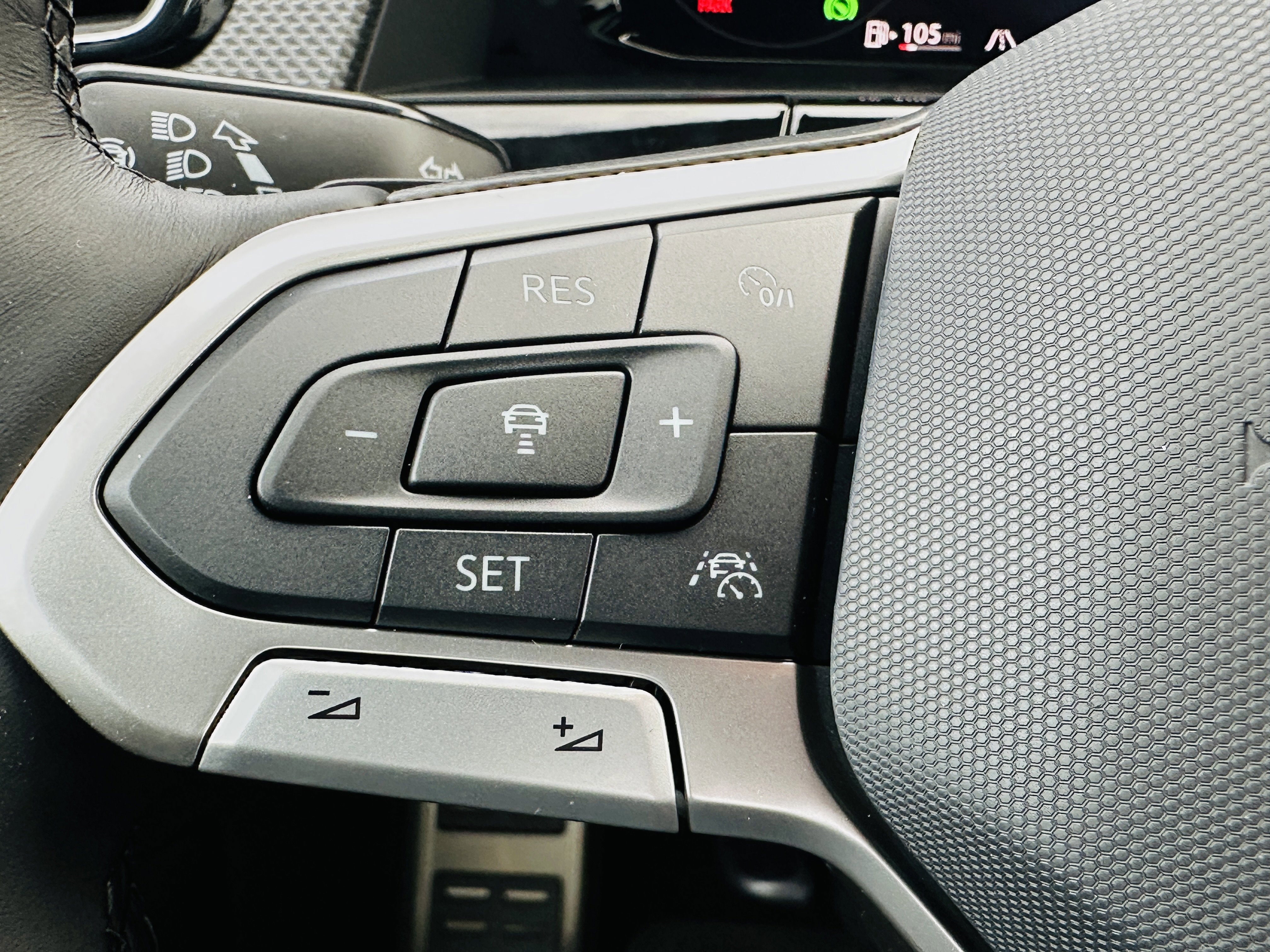 New 2026 Volkswagen Atlas Cross Sport SEL Premium R-Line image 20