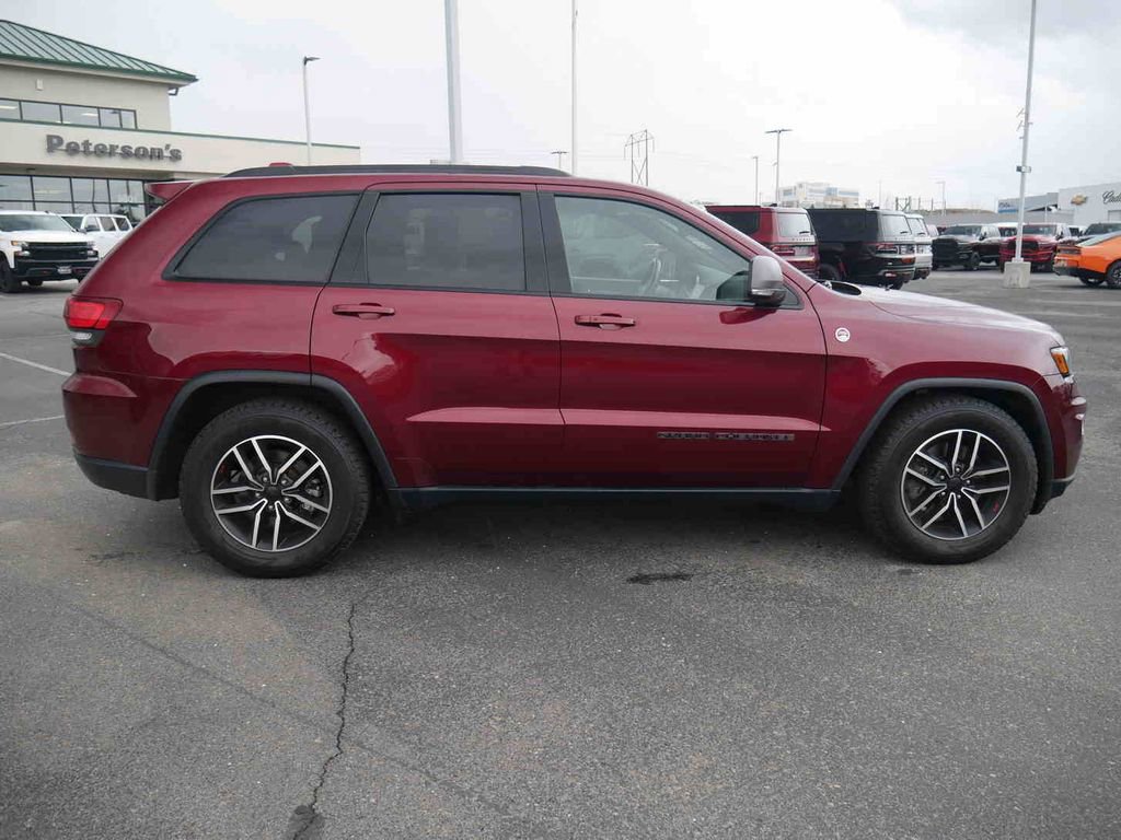 Used 2021 Jeep Grand Cherokee Trailhawk w/ Trailhawk Luxury Group AWD/4WD image 23