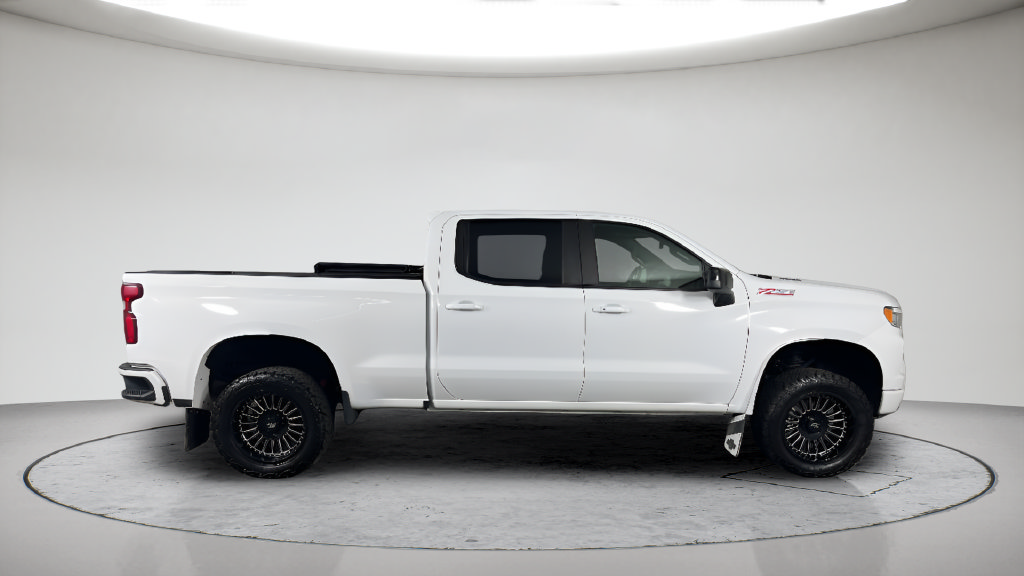 Used 2023 Chevrolet Silverado 1500 RST AWD/4WD image 7