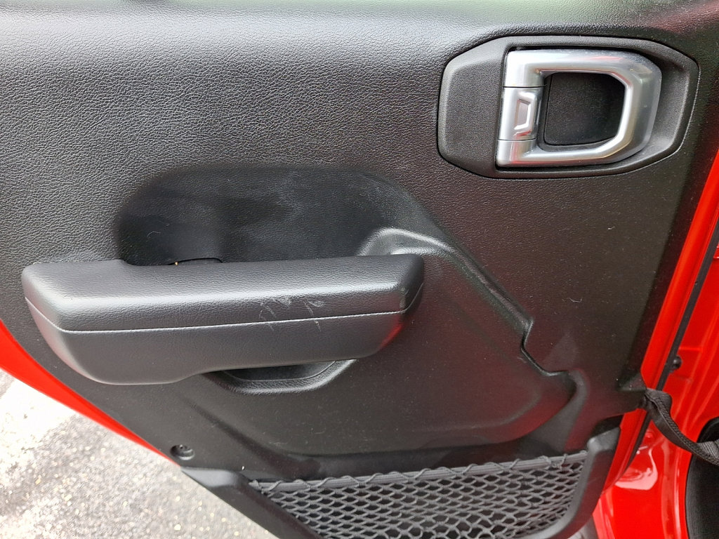 Used 2021 Jeep Wrangler Unlimited Sport image 19