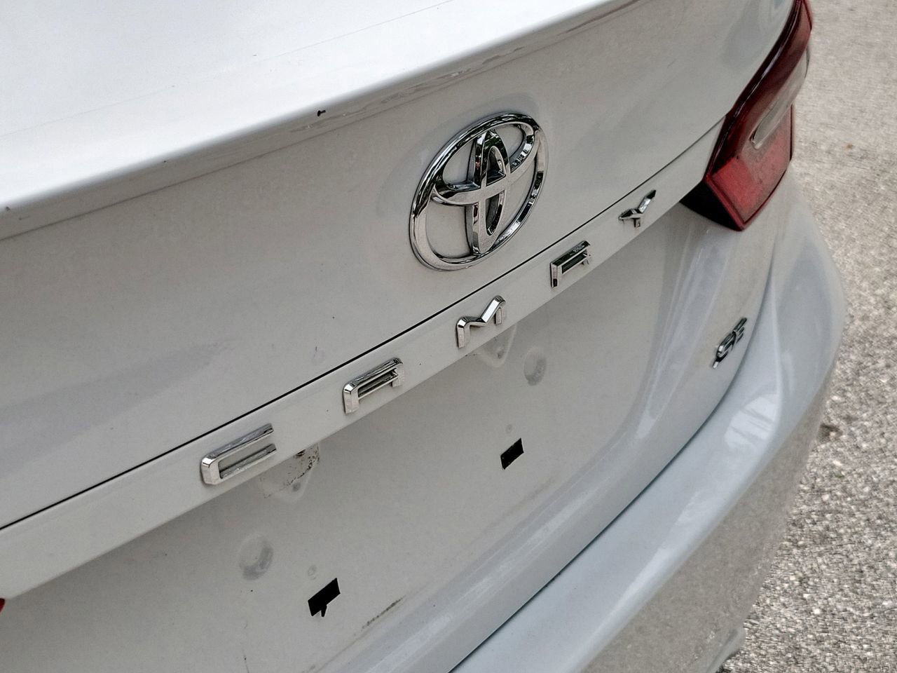 Used 2021 Toyota Camry SE image 6