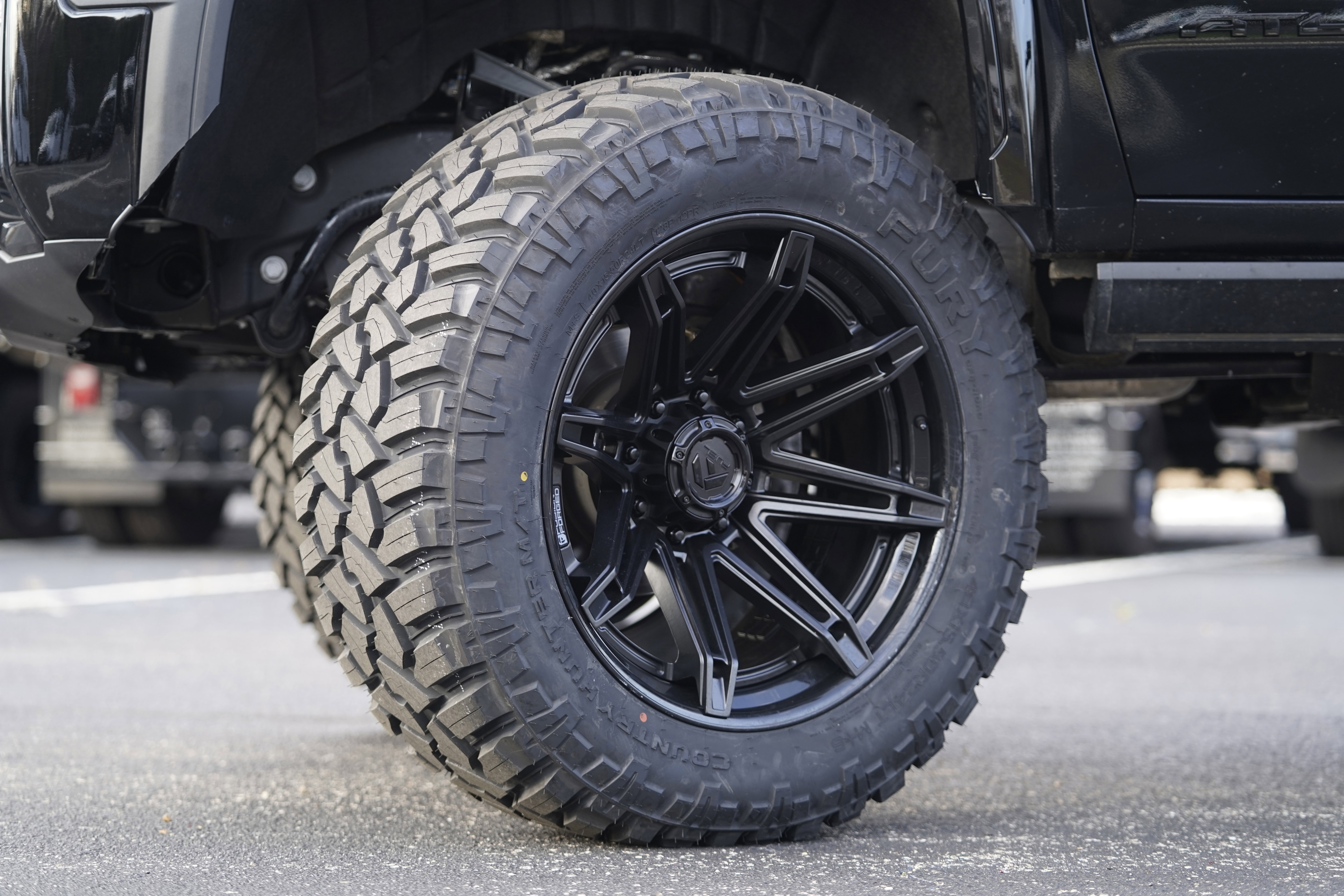 Used 2025 GMC Sierra 2500 AT4X image 51