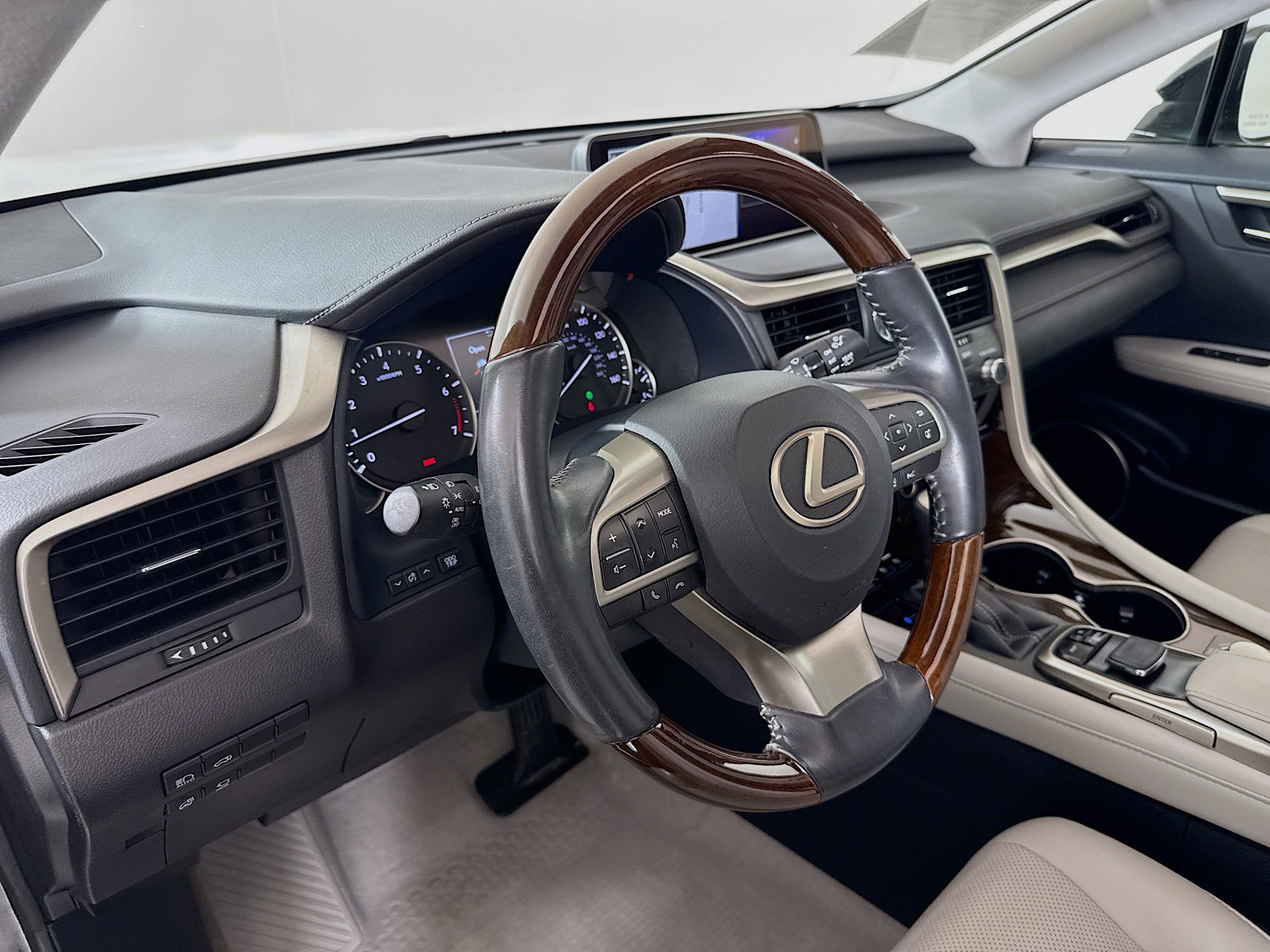 Used 2019 Lexus RX 350 AWD w/ Navigation Package image 9