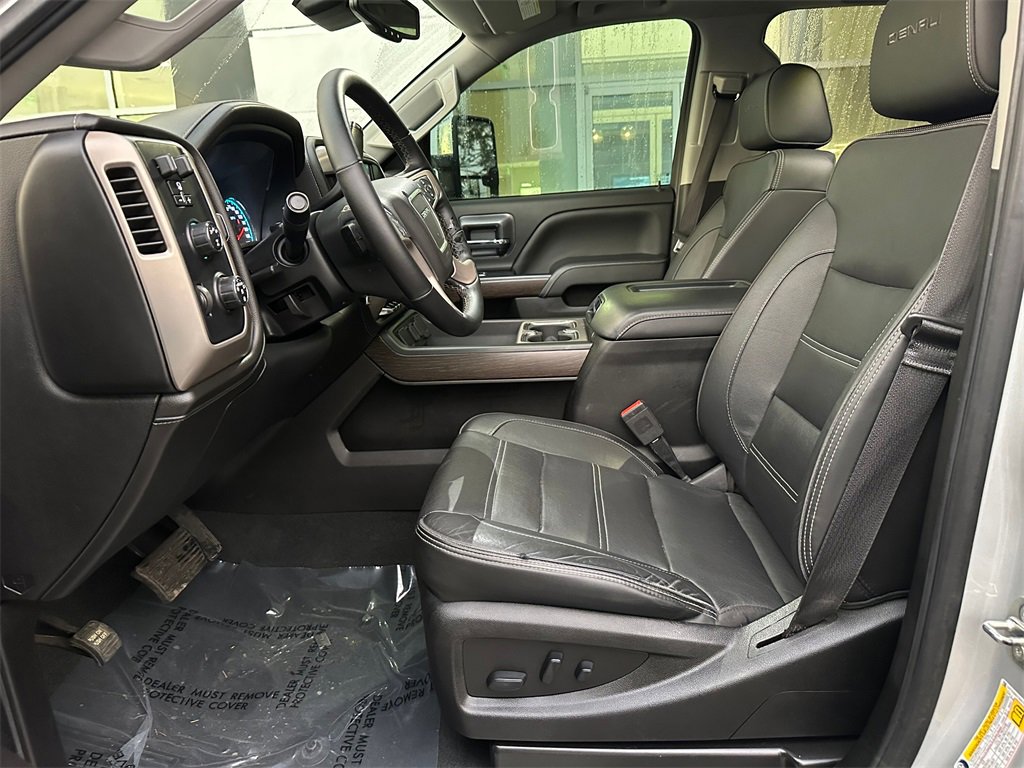 Used 2019 GMC Sierra 3500 Denali image 20