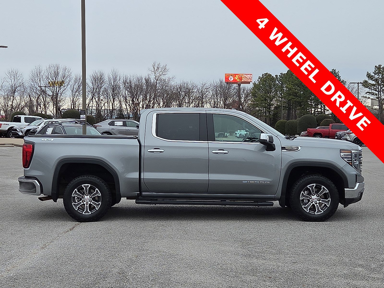 Used 2023 GMC Sierra 1500 SLT w/ SLT Convenience Package image 6
