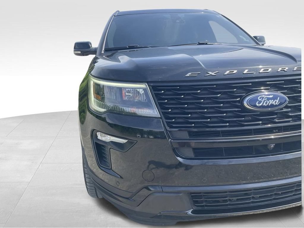 Used 2018 Ford Explorer Sport w/ Equipment Group 401A AWD/4WD image 23