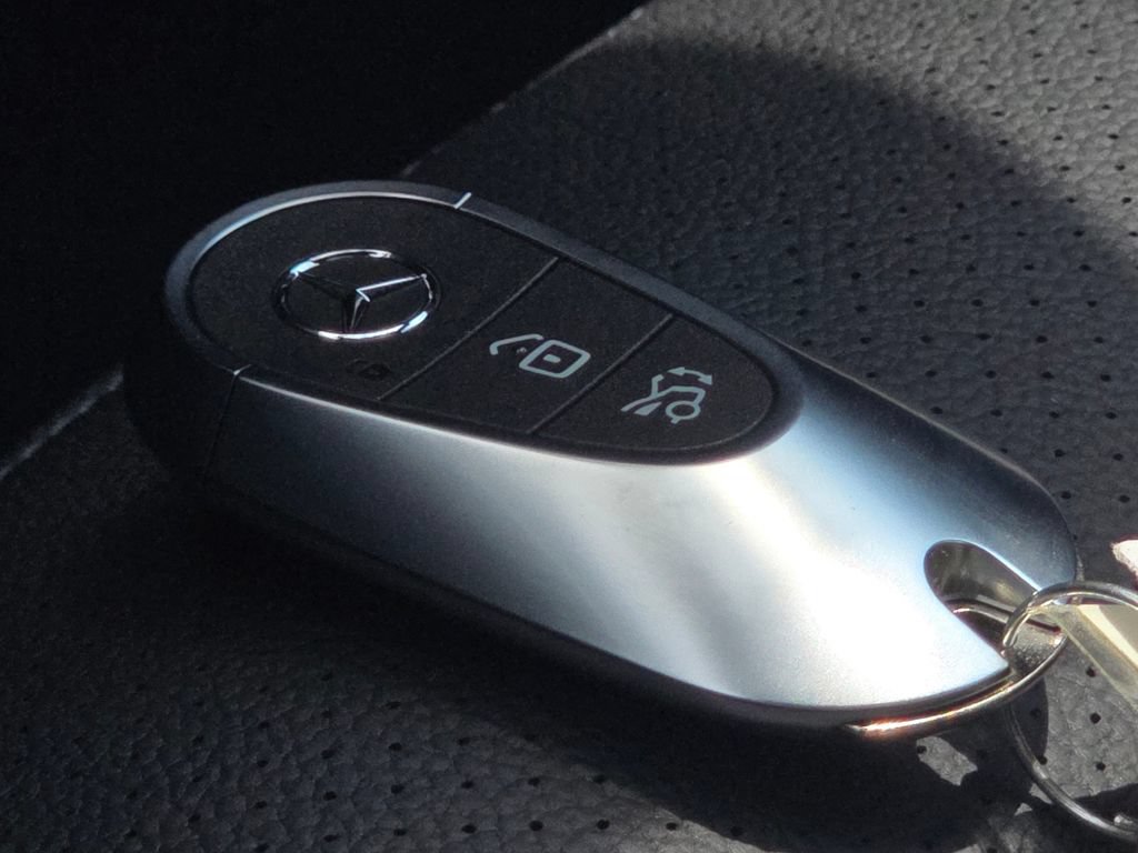 New 2026 Mercedes-Benz C 300 4MATIC Sedan image 37
