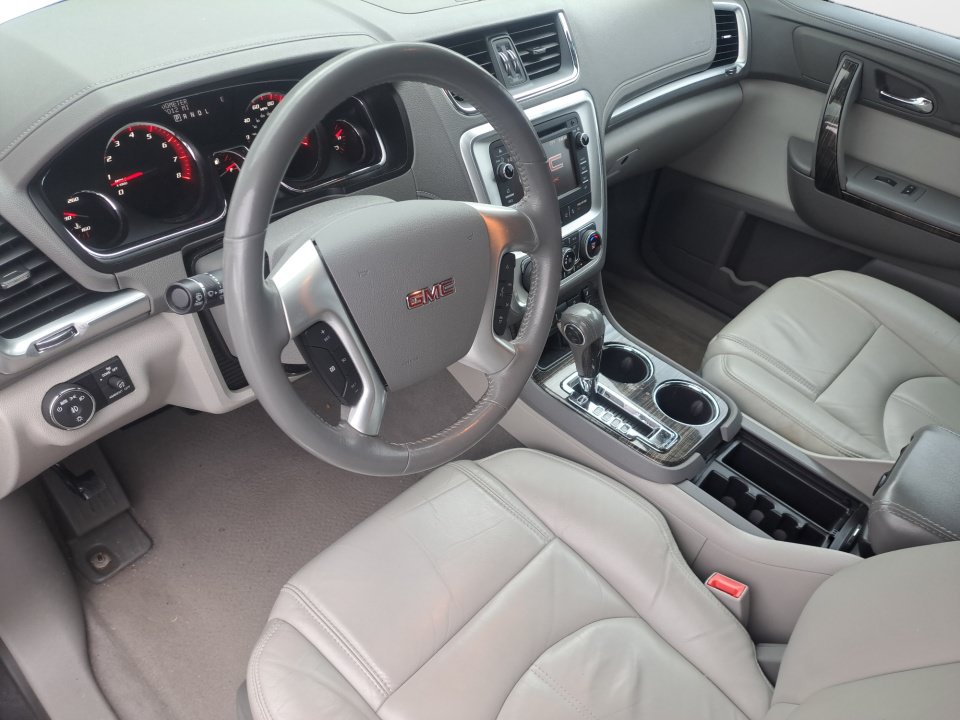 Used 2015 GMC Acadia SLT FWD image 10