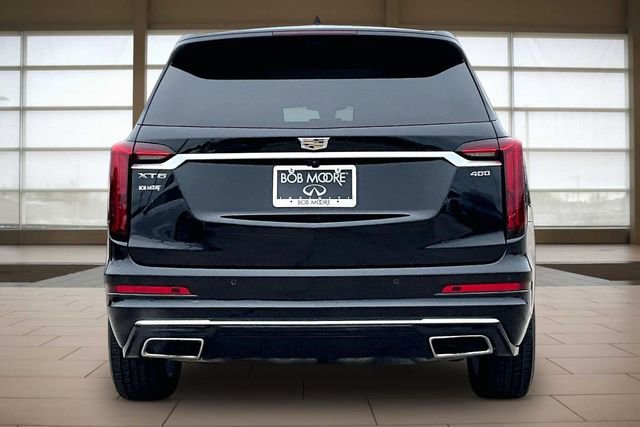 Used 2022 Cadillac XT6 Premium Luxury w/ Technology Package FWD image 4