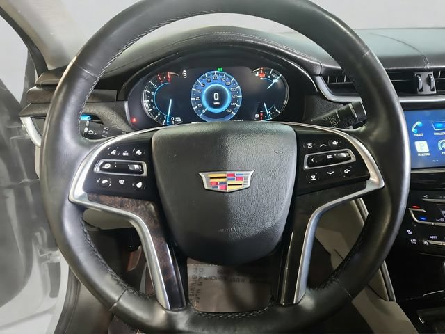 Used 2016 Cadillac XTS Premium FWD image 18