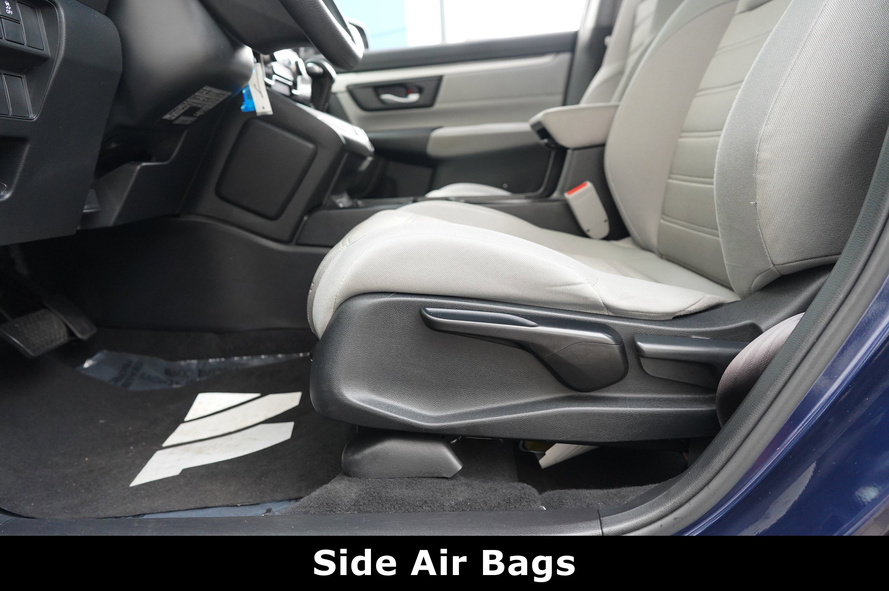 Used 2020 Honda CR-V LX image 12