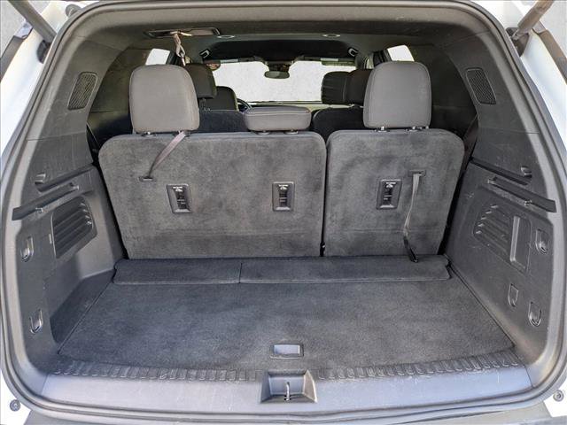 Used 2024 Chevrolet Traverse LT image 6