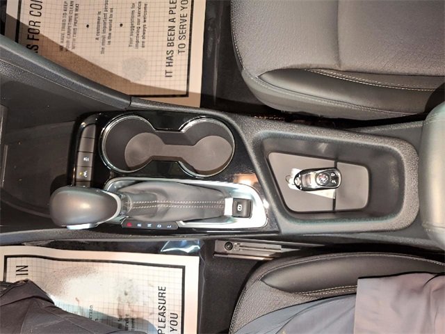 Used 2022 Buick Encore GX Select image 18