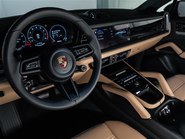 New 2026 Porsche Cayenne Coupe image 4