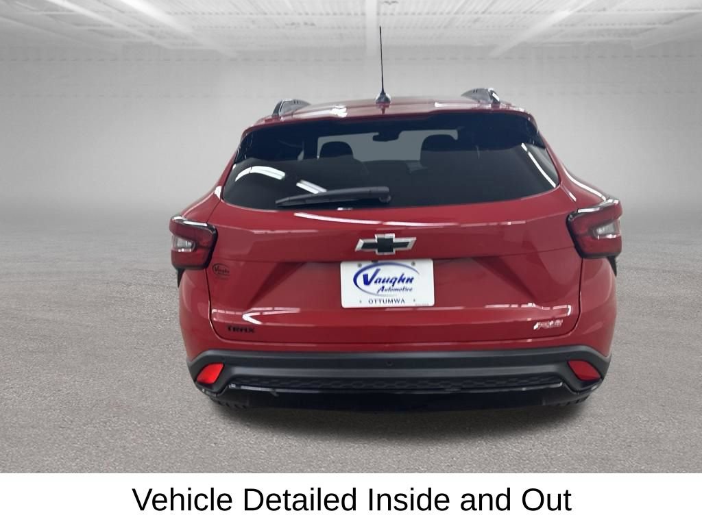Used 2026 Chevrolet Trax RS w/ Driver Confidence Package FWD image 11