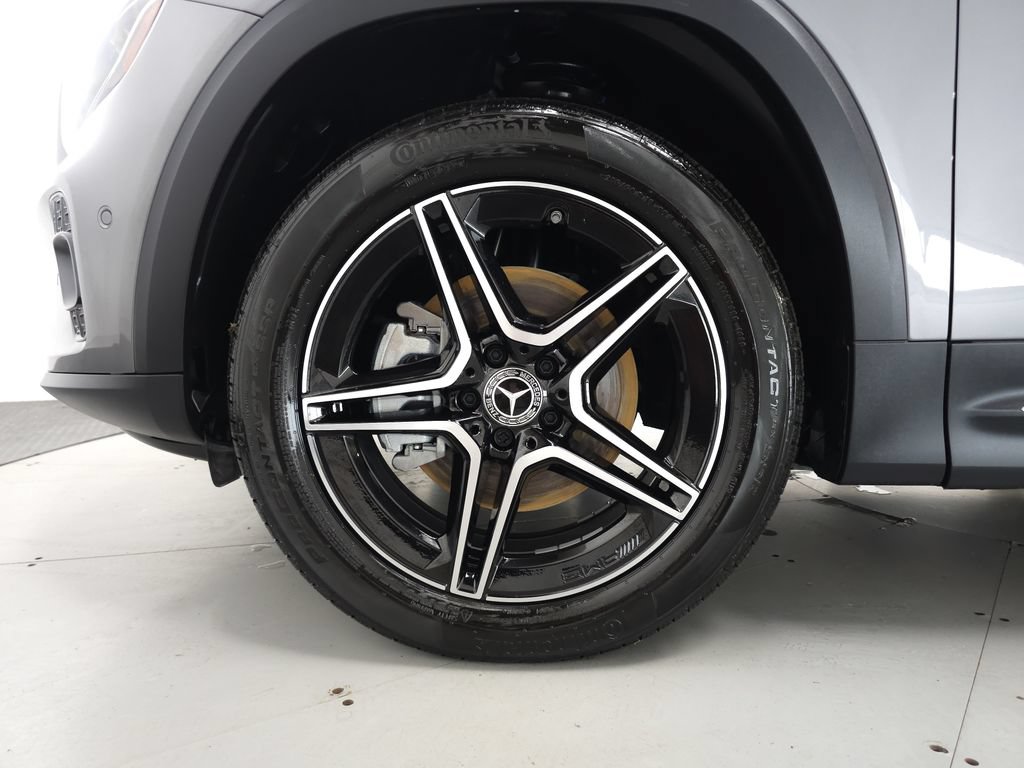Certified 2026 Mercedes-Benz GLB 250 4MATIC image 34