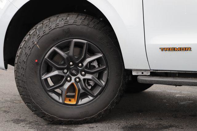 New 2026 Ford Expedition Tremor image 2