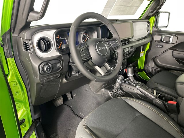 New 2025 Jeep Gladiator Sport image 3