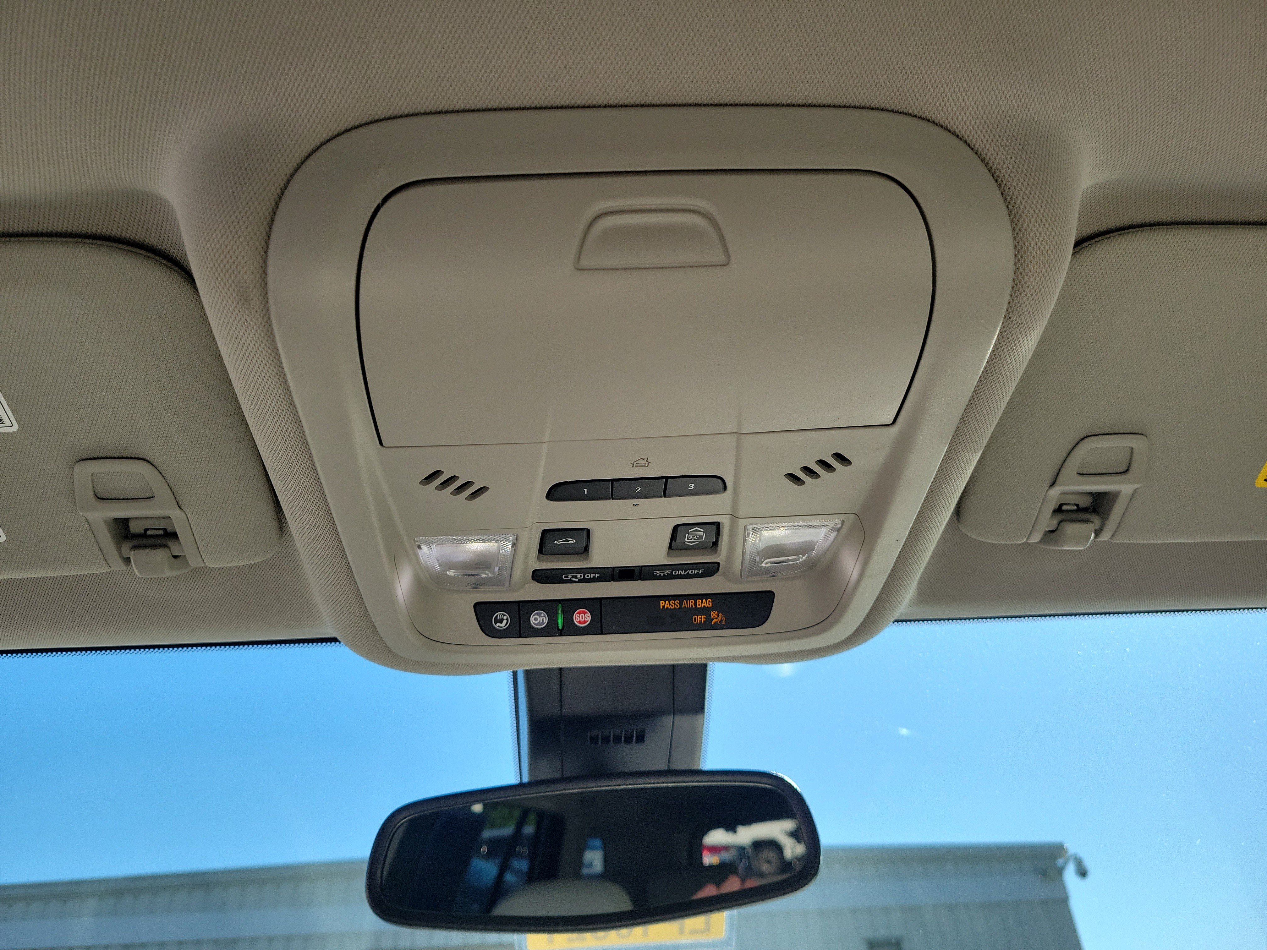Used 2020 GMC Terrain Denali w/ Denali Premium Package FWD image 31