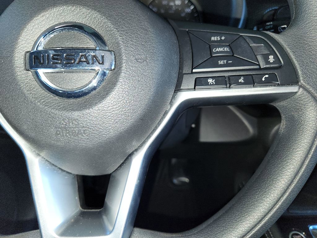 Used 2021 Nissan Kicks SV FWD image 24