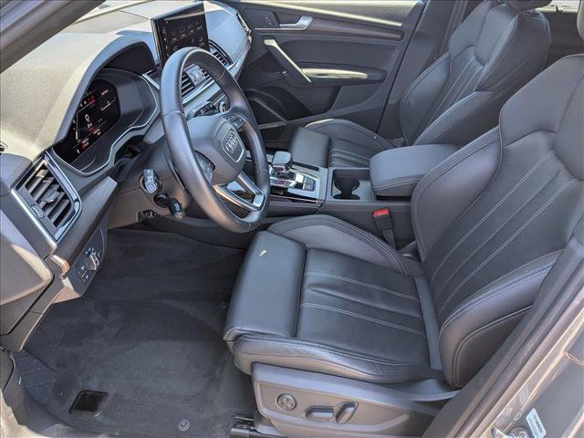 Used 2023 Audi Q5 2.0T Premium Plus w/ Premium Plus Package AWD/4WD image 17