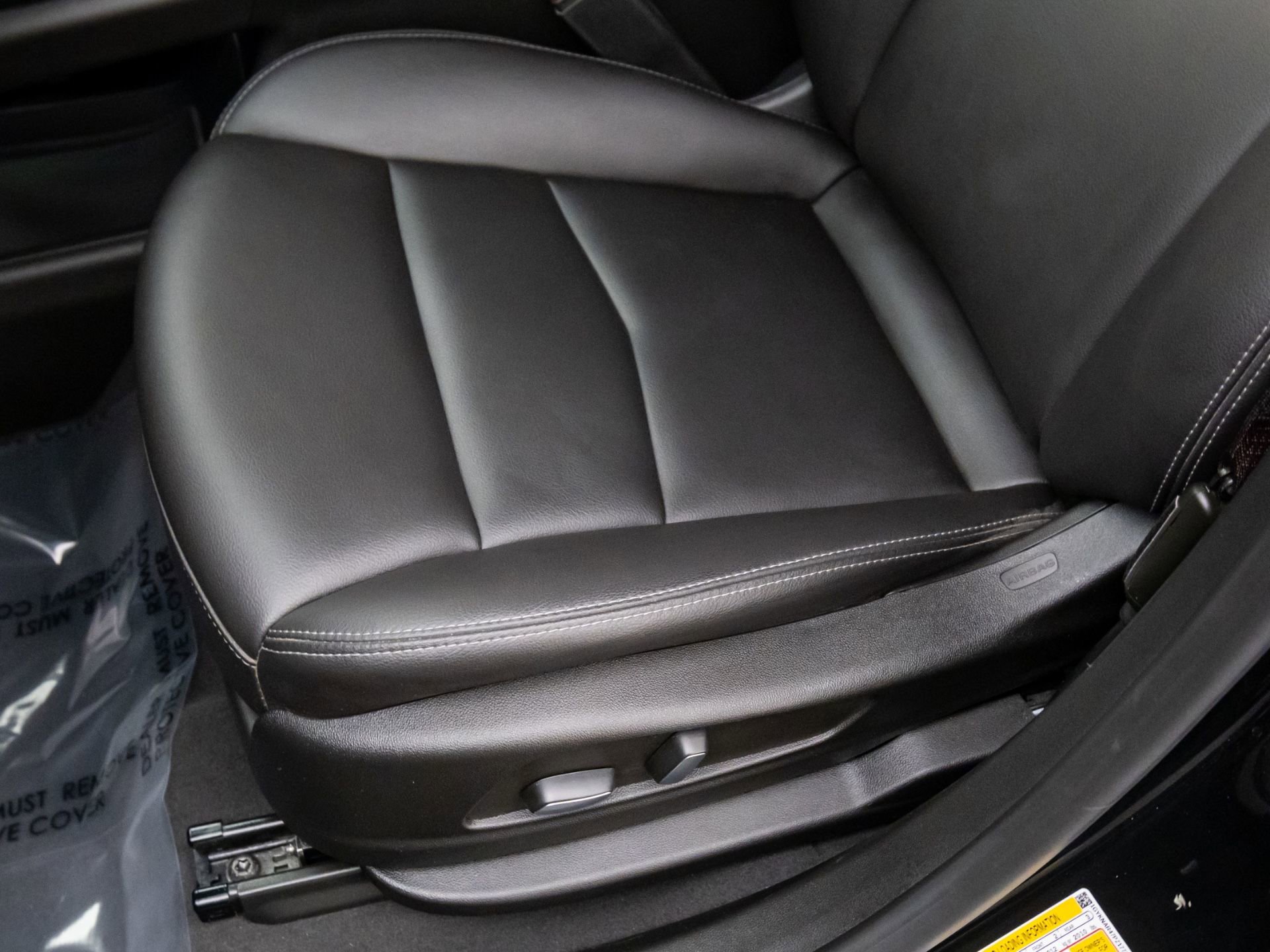 Certified 2023 Cadillac XT5 Luxury image 11