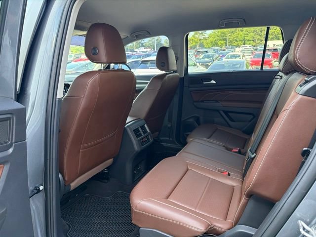 Used 2023 Volkswagen Atlas SE w/ Black Wheel Package AWD/4WD image 19